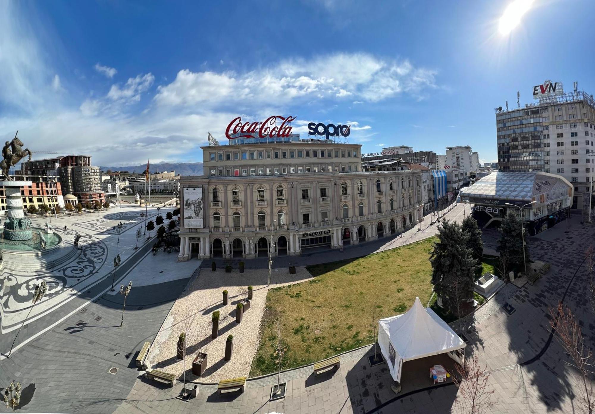 Fantazy Apartment Main Square Skopje Exterior photo