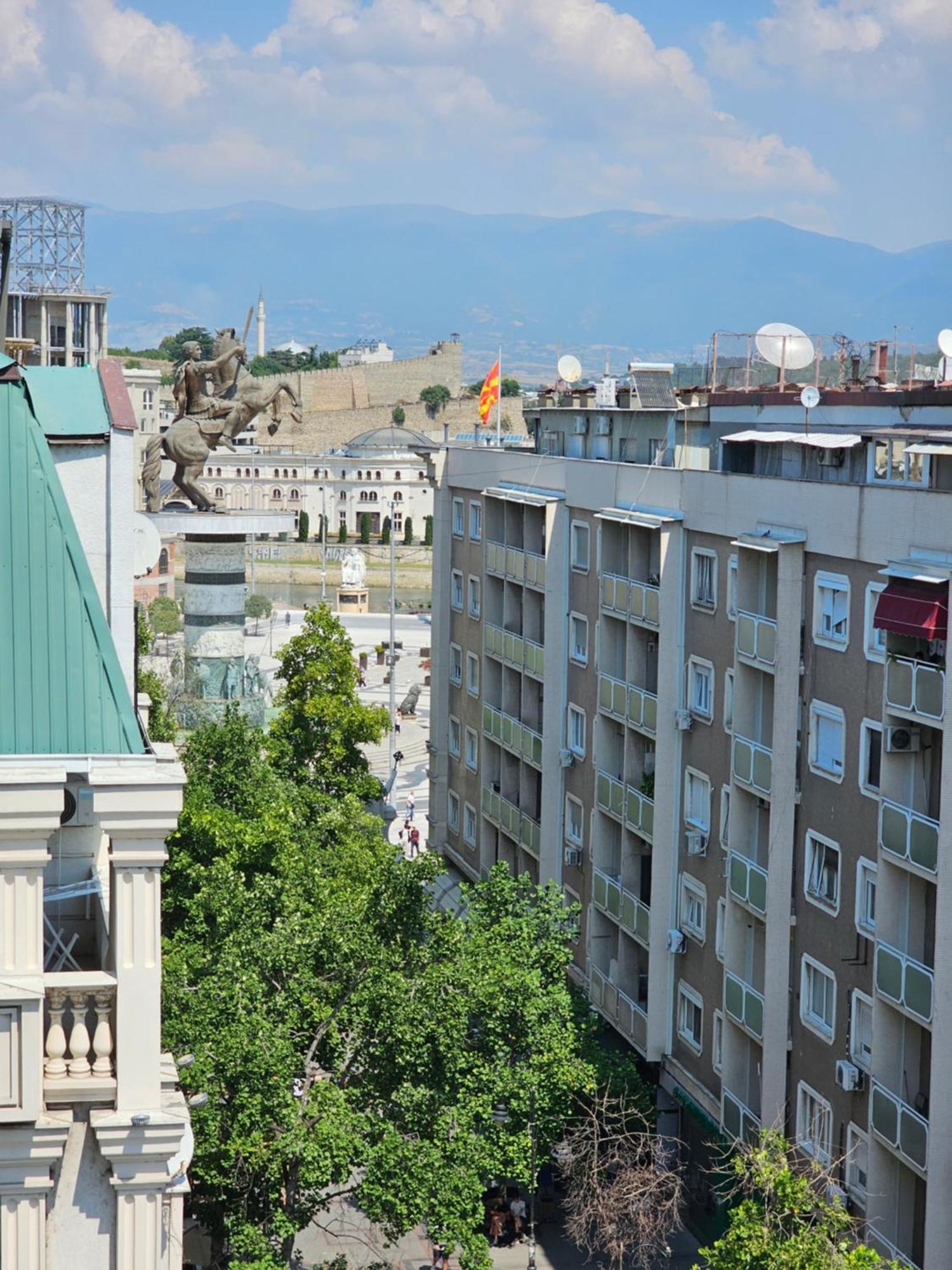 Fantazy Apartment Main Square Skopje Exterior photo